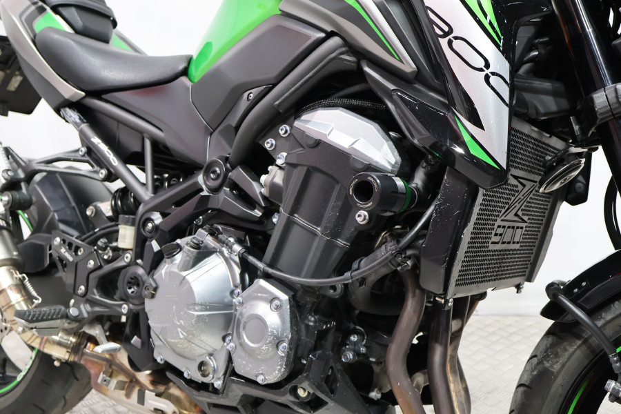 Imagen 12 de KAWASAKI Z 900 Gasolina 95 CV