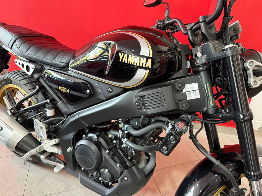 Imagen 11 de Yamaha XSR 125 LEGACY Gasolina 15 CV