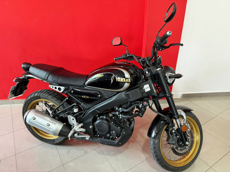 Imagen 6 de Yamaha XSR 125 LEGACY Gasolina 15 CV