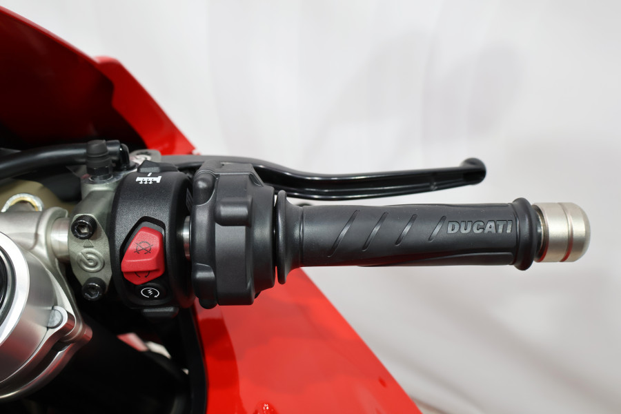 Imagen 9 de Ducati PANIGALE V4 Gasolina 216 CV