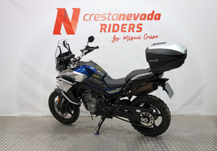 Imagen 10 de CFMOTO 800 MT SPORT Gasolina 91 CV