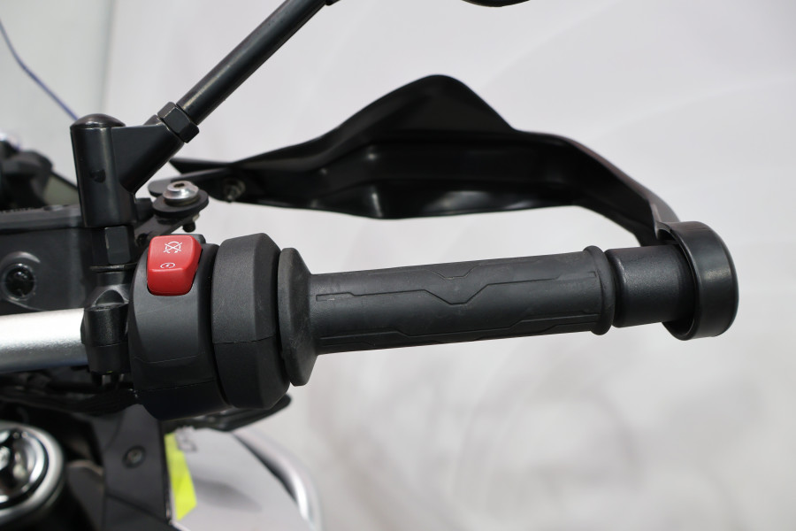 Imagen 9 de CFMOTO 800 MT SPORT Gasolina 91 CV