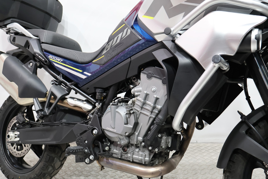 Imagen 12 de CFMOTO 800 MT SPORT Gasolina 91 CV