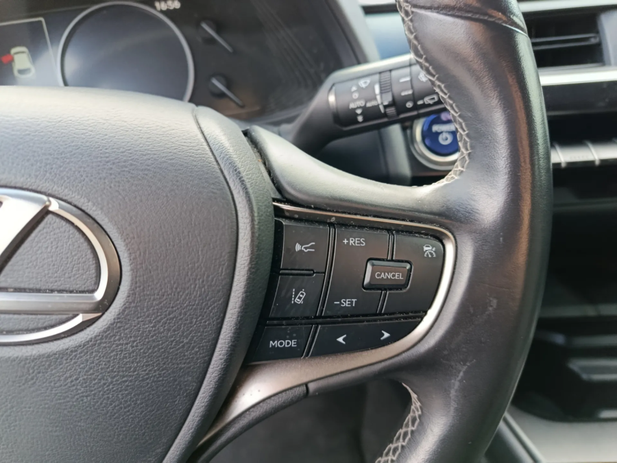 Imagen de Lexus UX