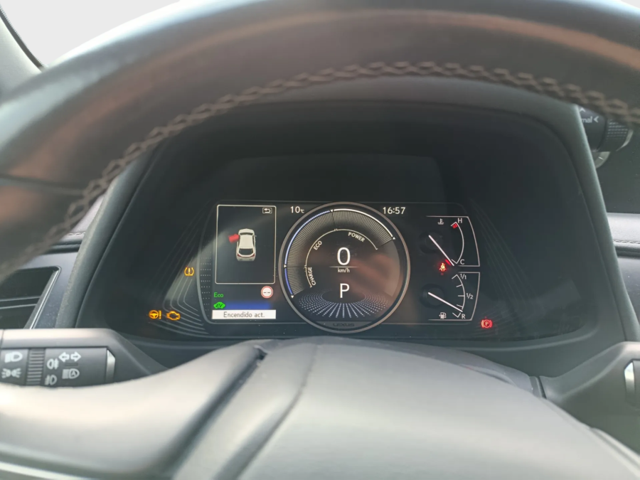Imagen de Lexus UX