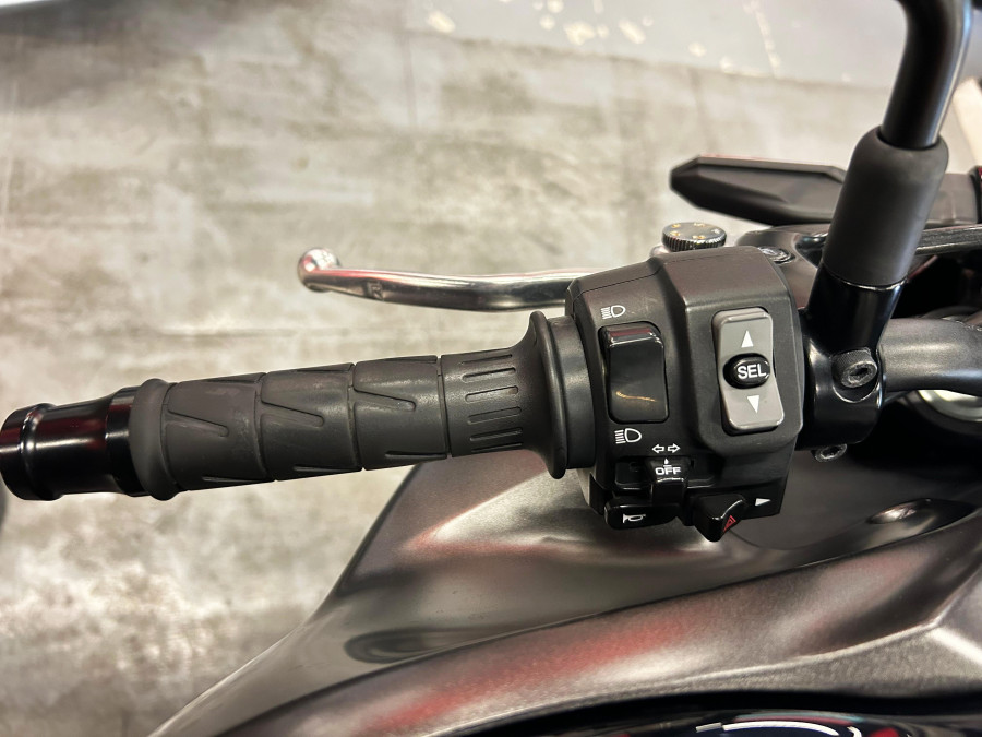 Imagen 8 de KAWASAKI Z 900 Gasolina 125 CV
