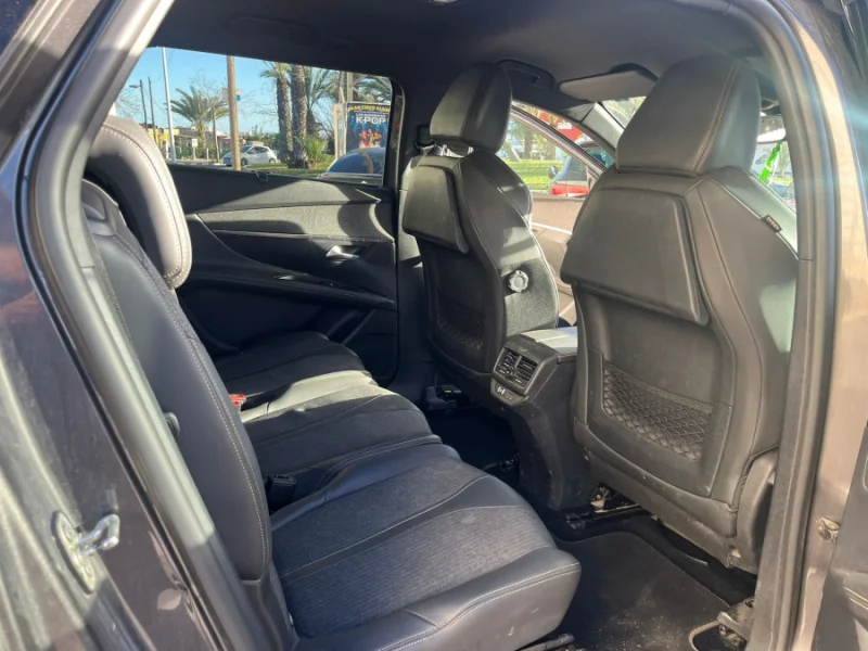 Imagen de Peugeot 5008