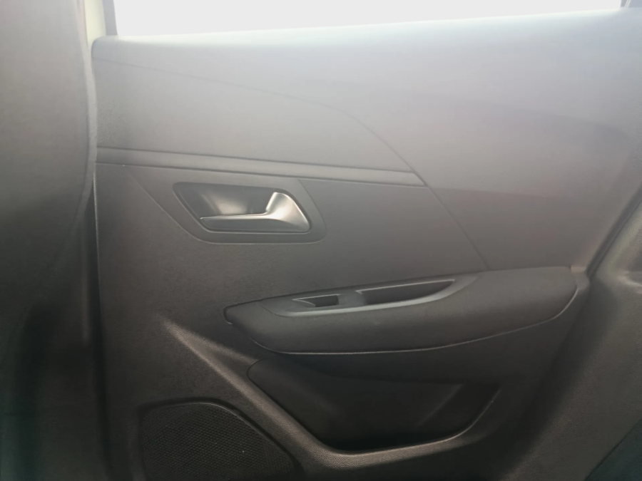 Imagen de Peugeot 208