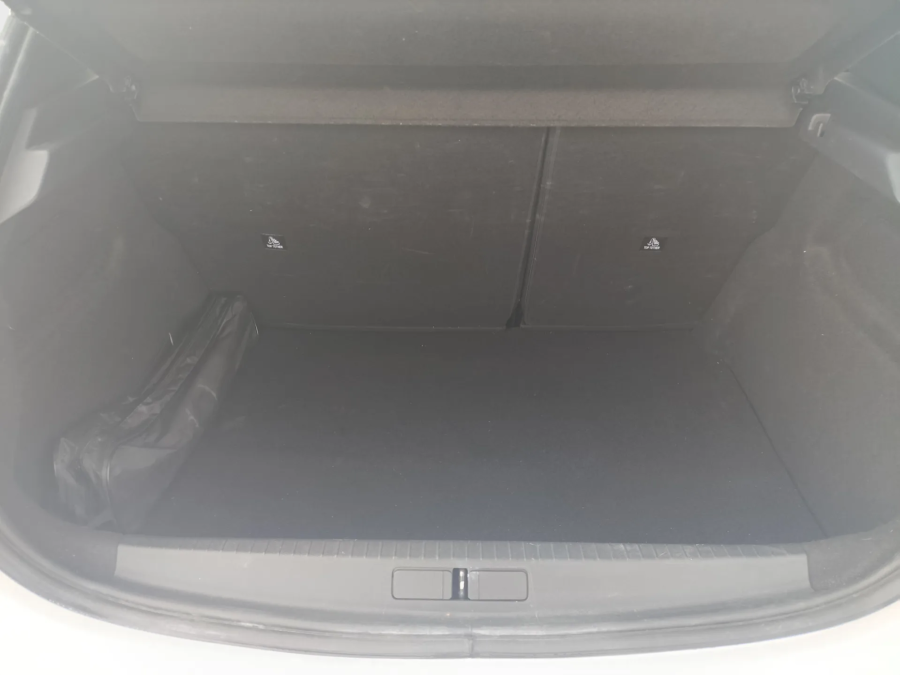 Imagen de Peugeot 208