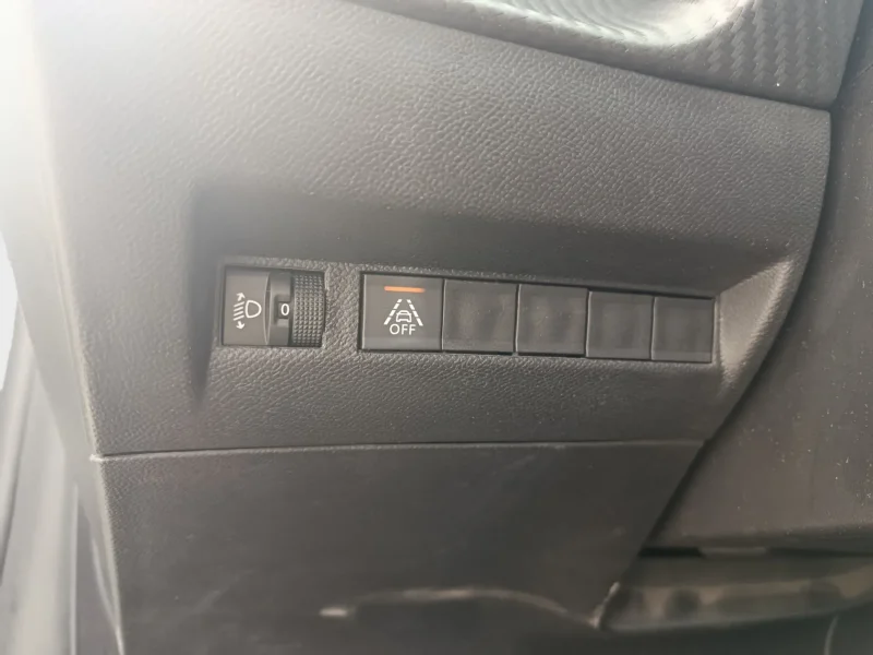 Imagen de Peugeot 208