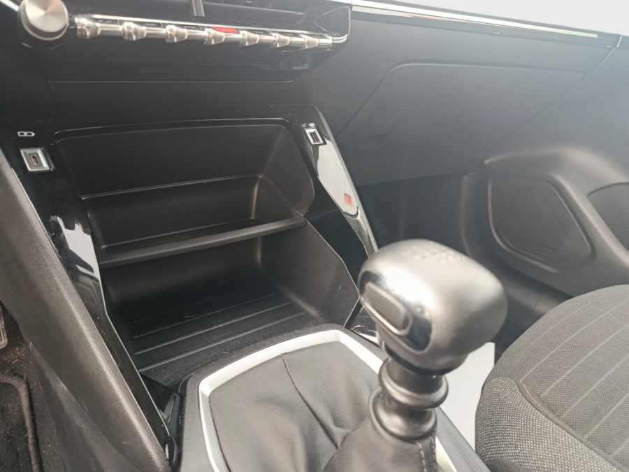 Imagen de Peugeot 208