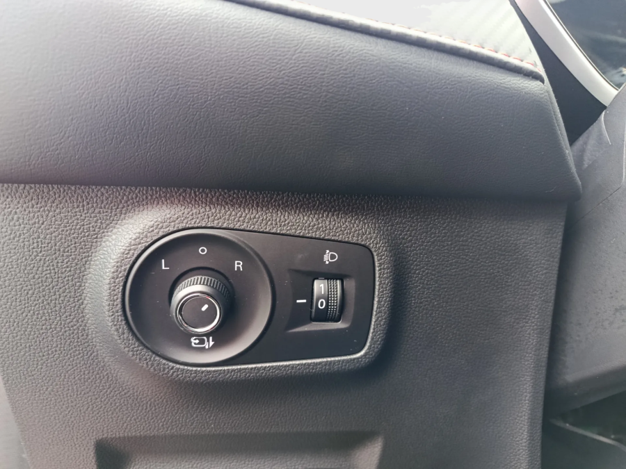 Imagen de Mg ZS