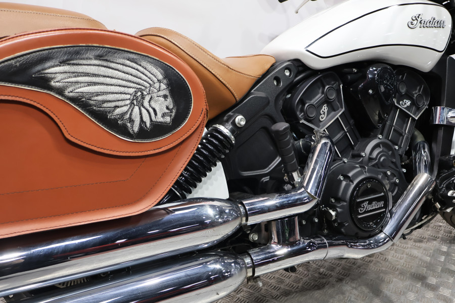 Imagen 15 de Indian Motorcycle SCOUT SIXTY Gasolina 79 CV
