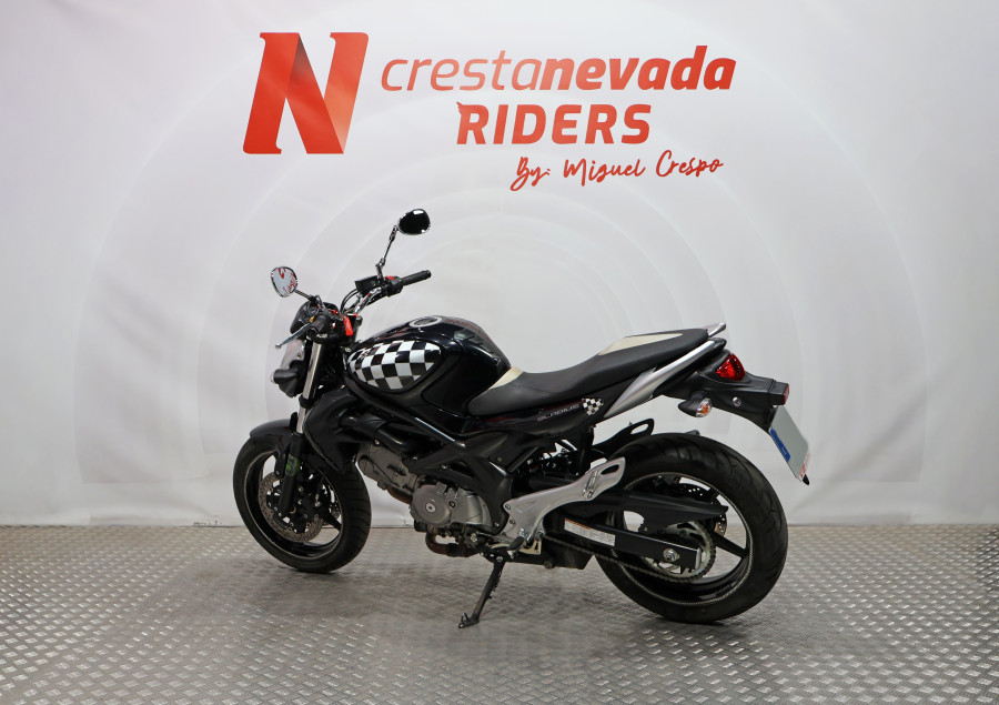 Imagen 10 de Suzuki SV 650 GLADIUS Gasolina 72 CV