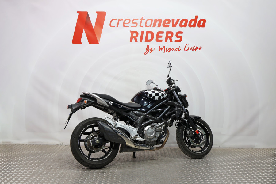 Imagen 11 de Suzuki SV 650 GLADIUS Gasolina 72 CV