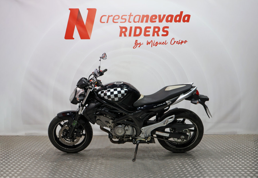 Imagen 3 de Suzuki SV 650 GLADIUS Gasolina 72 CV