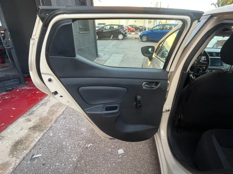 Imagen de NISSAN Micra