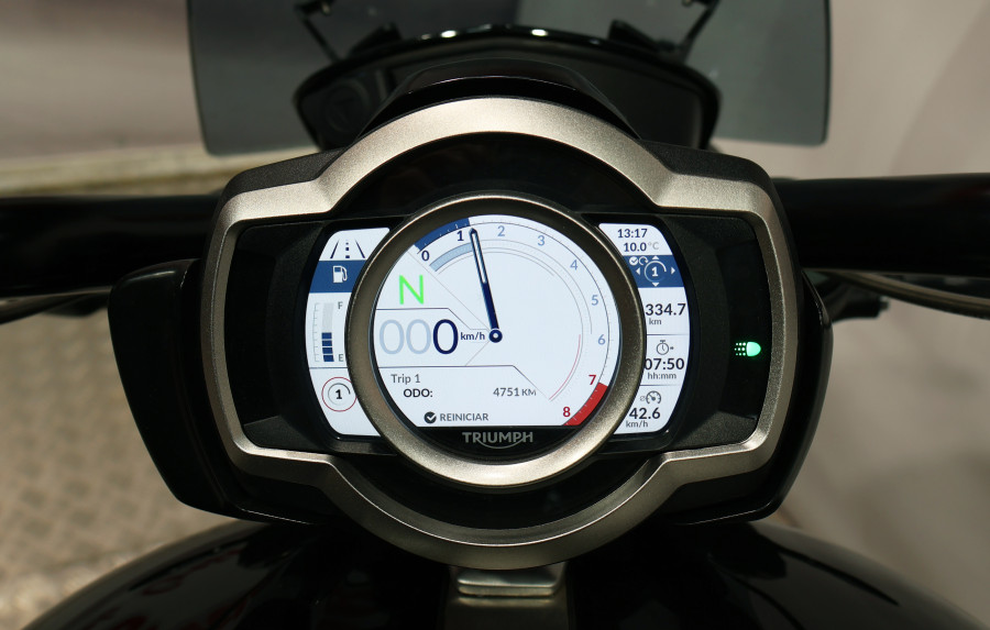 Imagen 2 de Triumph ROCKET 3 STORM R Gasolina 182 CV