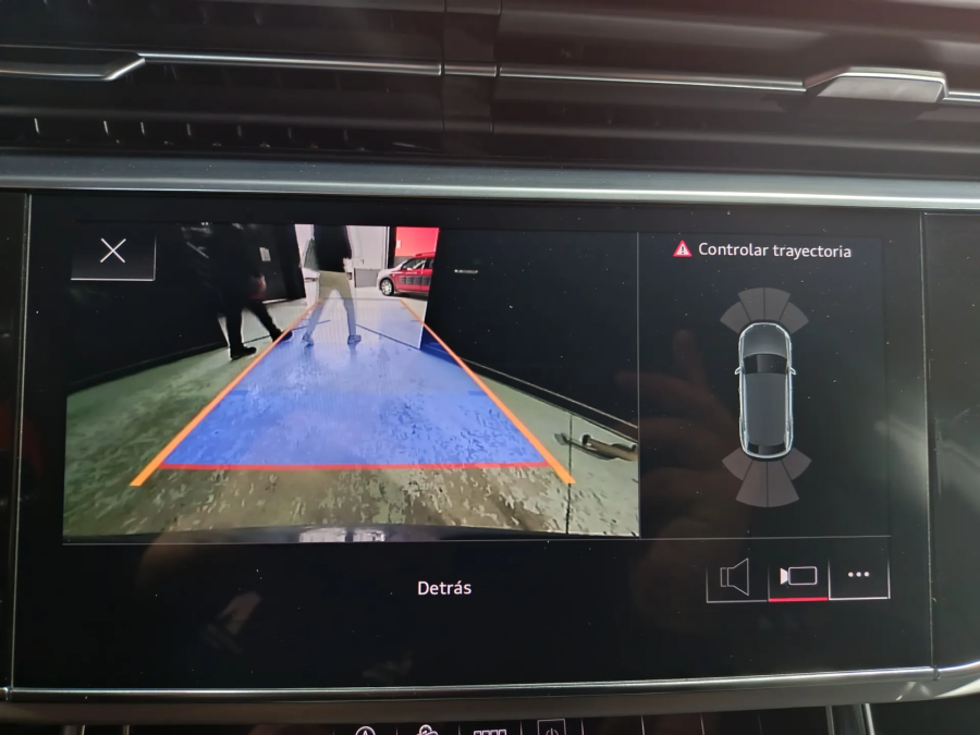 Imagen de AUDI Q8