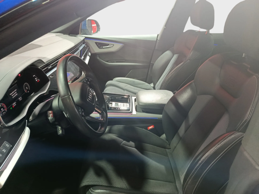 Imagen de AUDI Q8