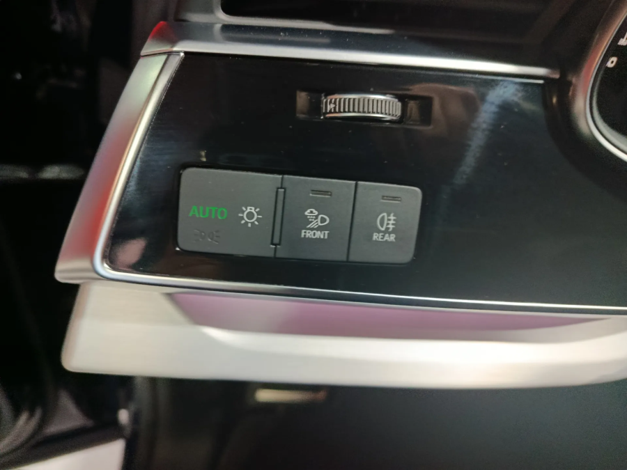 Imagen de AUDI Q8