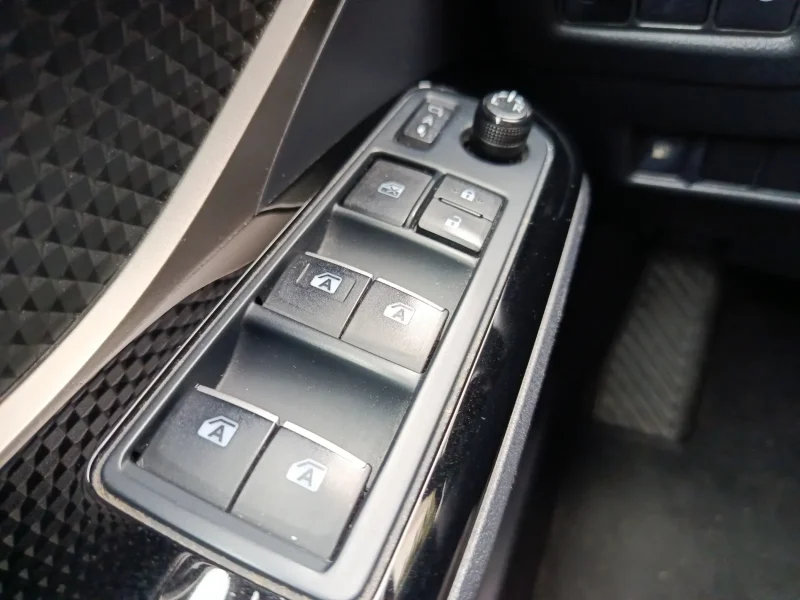 Imagen de TOYOTA C-HR