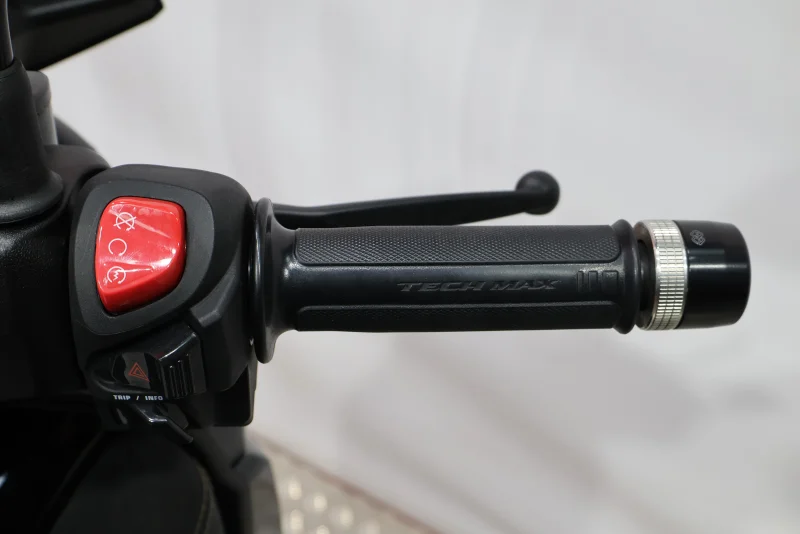 Imagen de Yamaha XMAX 300 TECH MAX