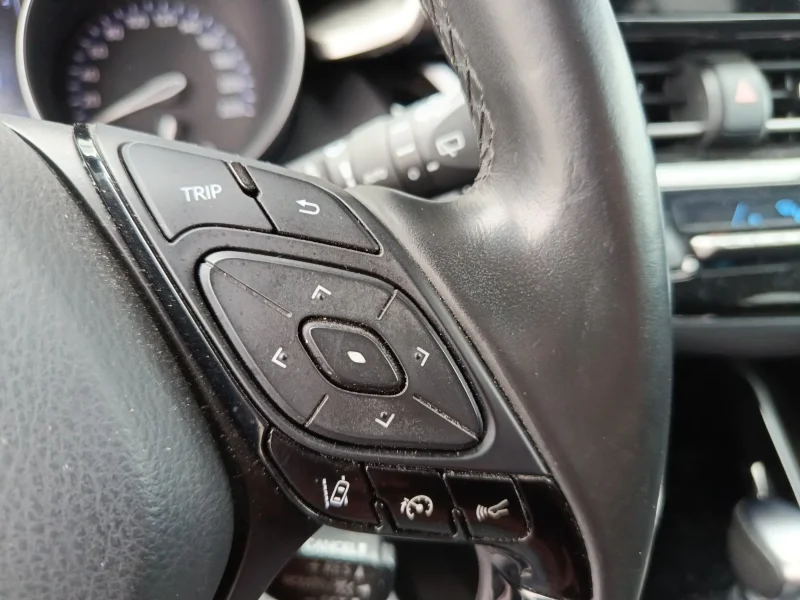 Imagen de TOYOTA C-HR