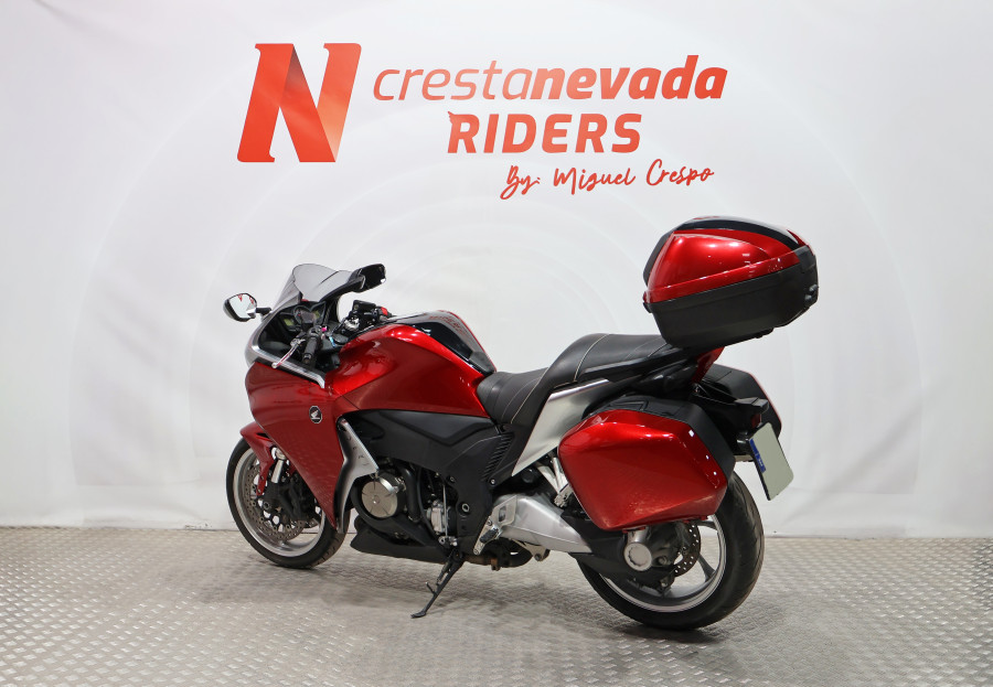 Imagen 10 de Honda VFR 1200 F Gasolina 173 CV