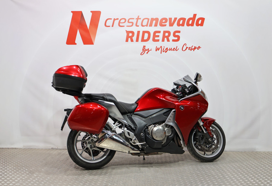 Imagen 11 de Honda VFR 1200 F Gasolina 173 CV