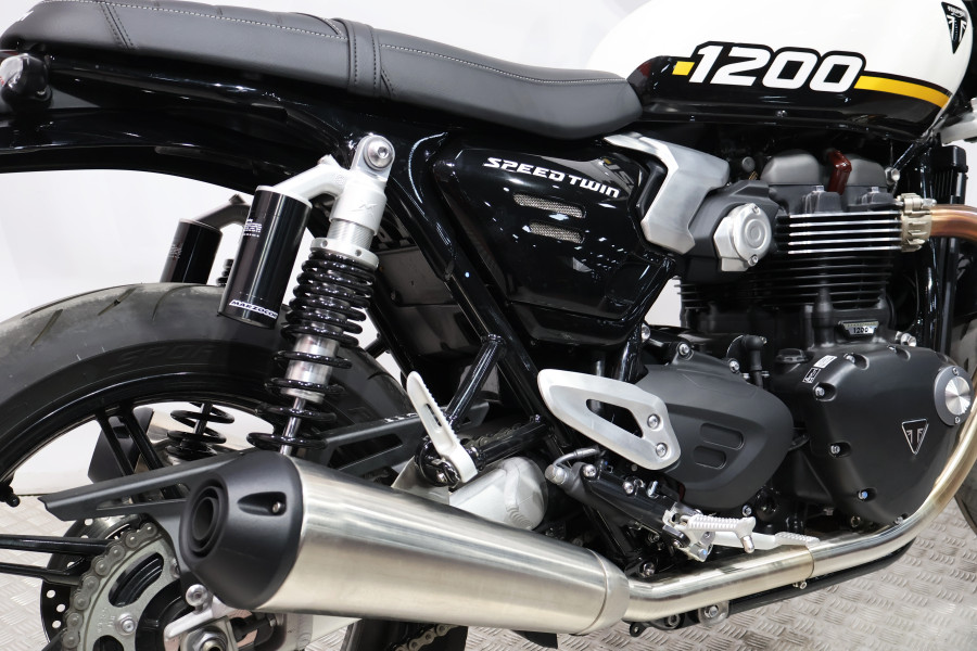 Imagen 15 de Triumph SPEED TWIN 1200 Gasolina 105 CV
