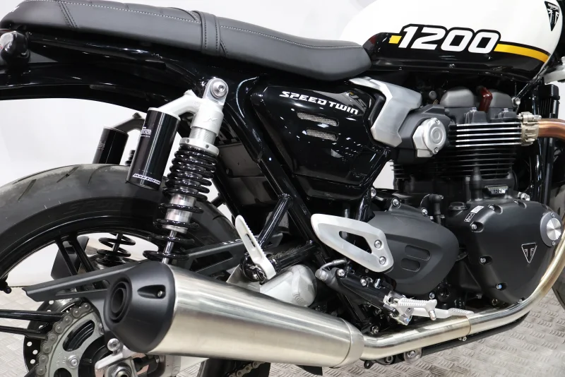 Imagen de Triumph SPEED TWIN 1200