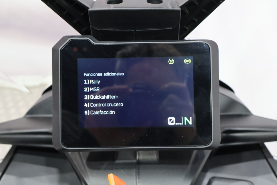 Imagen 18 de Ktm 890 ADVENTURE Gasolina 105 CV