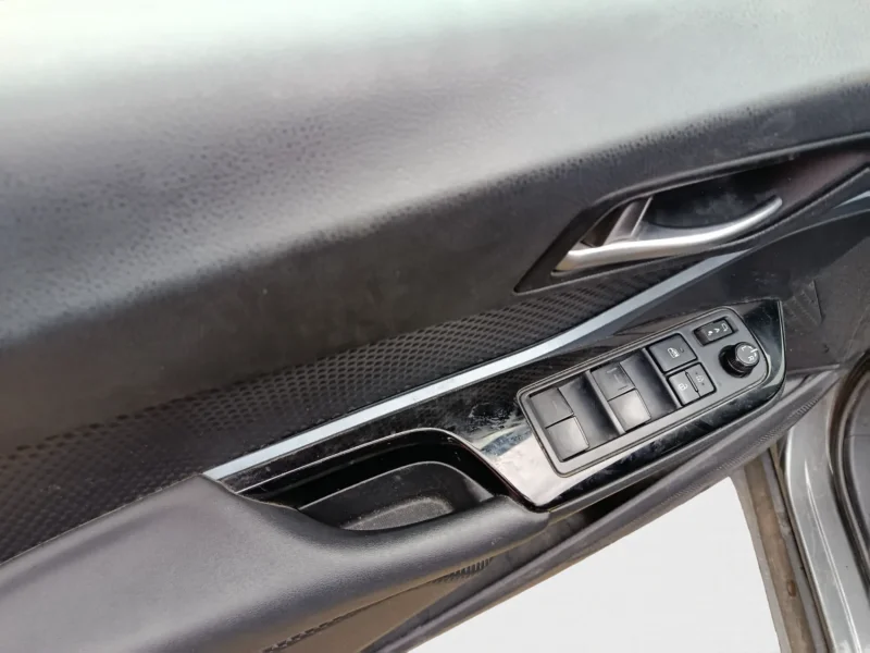 Imagen de TOYOTA C-HR