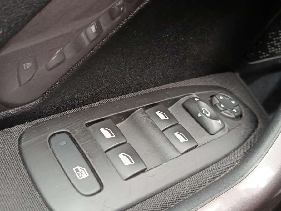 Imagen de Peugeot 2008
