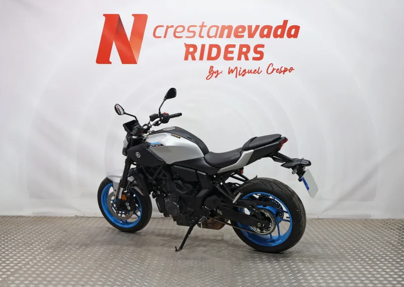 Imagen de Yamaha MT 07  Y-AMT  A2