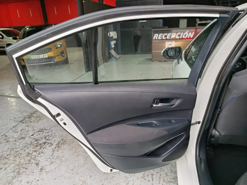 Imagen de TOYOTA Corolla Sedán