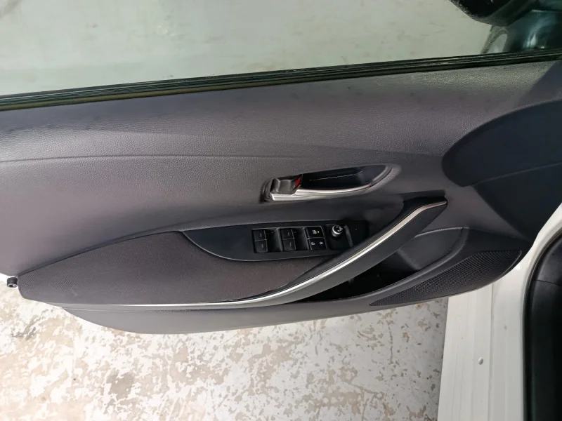 Imagen de TOYOTA Corolla Sedán