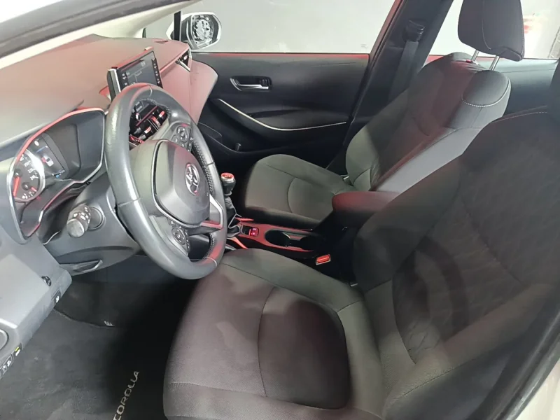 Imagen de TOYOTA Corolla Sedán