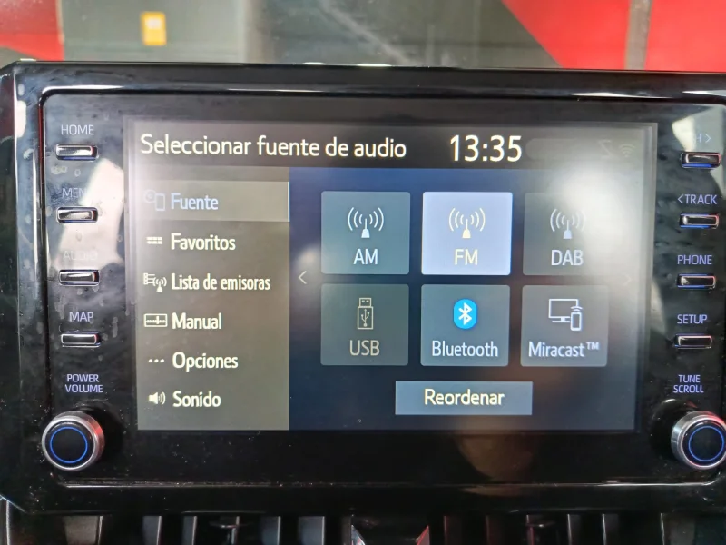 Imagen de TOYOTA Corolla Sedán