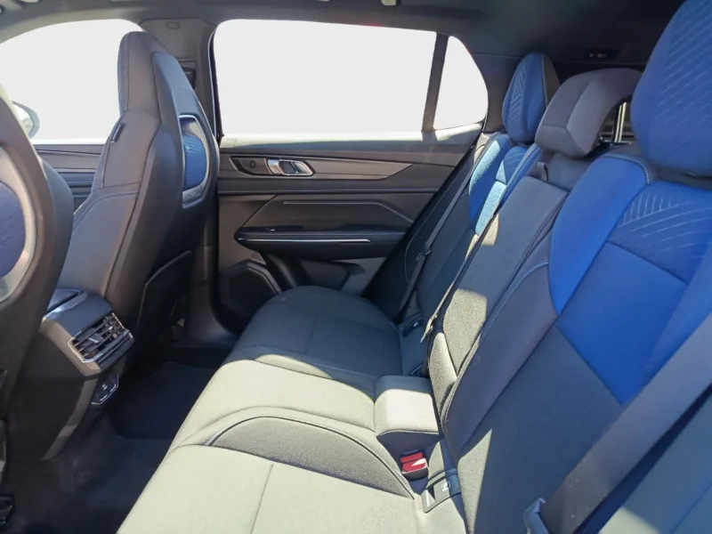 Imagen de lynk & co 01