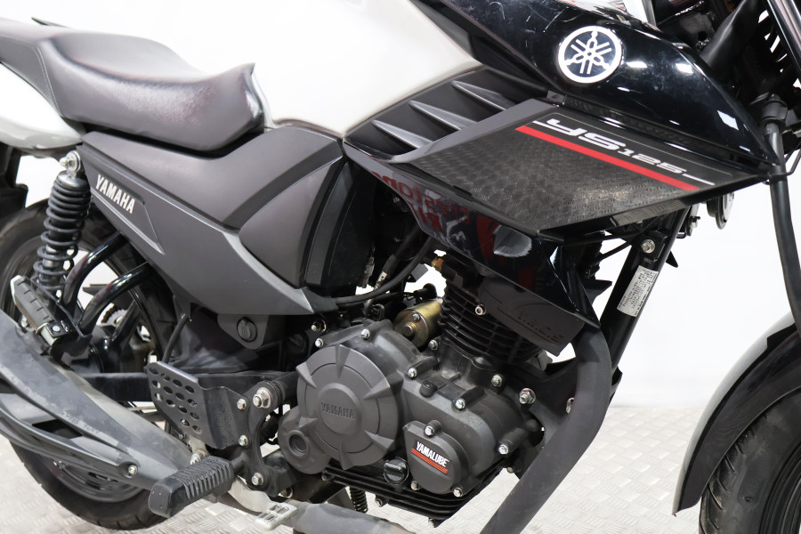 Imagen 12 de Yamaha YS 125 Gasolina 11 CV