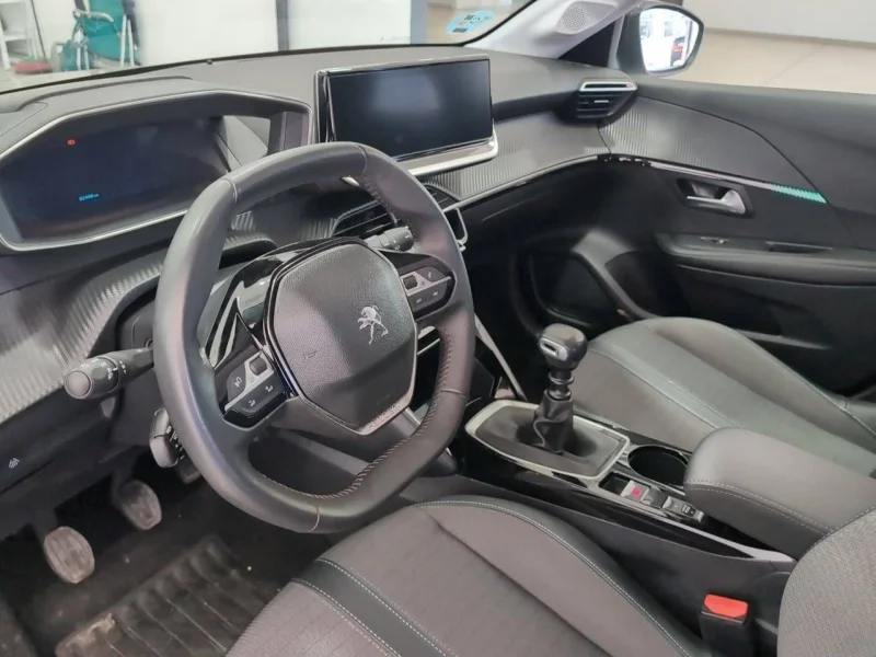 Imagen de Peugeot 208