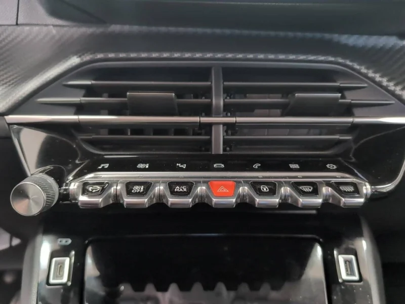 Imagen de Peugeot 208