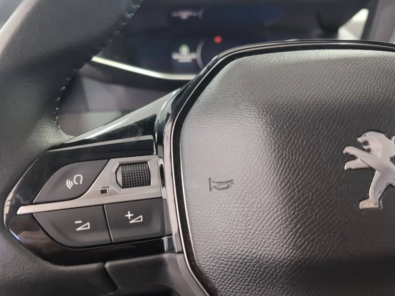 Imagen de Peugeot 208