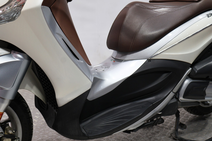 Imagen 13 de Piaggio BEVERLY 125 Gasolina 15 CV