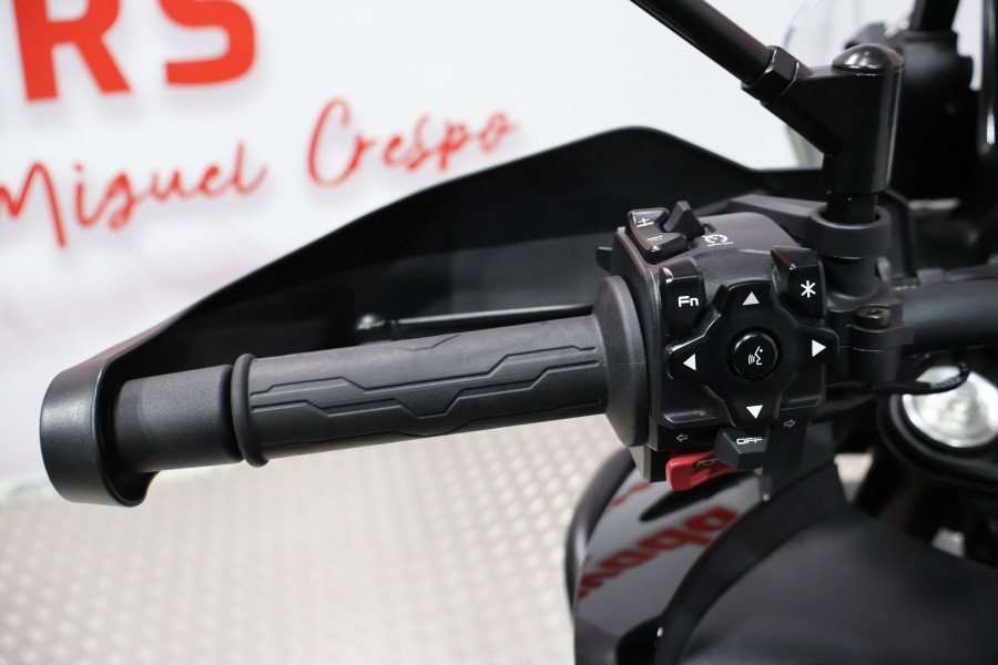 Imagen de CFMOTO 800 MT EXPLORE