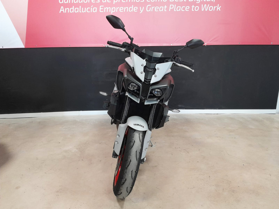 Imagen 5 de Yamaha MT 10 Gasolina 160 CV
