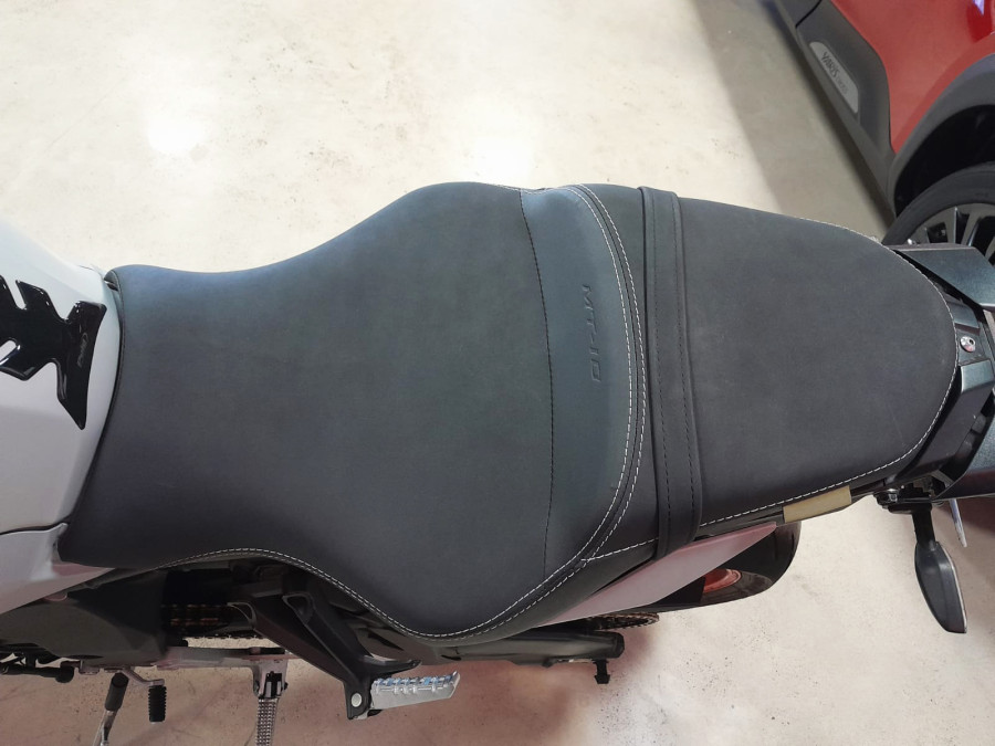 Imagen 12 de Yamaha MT 10 Gasolina 160 CV