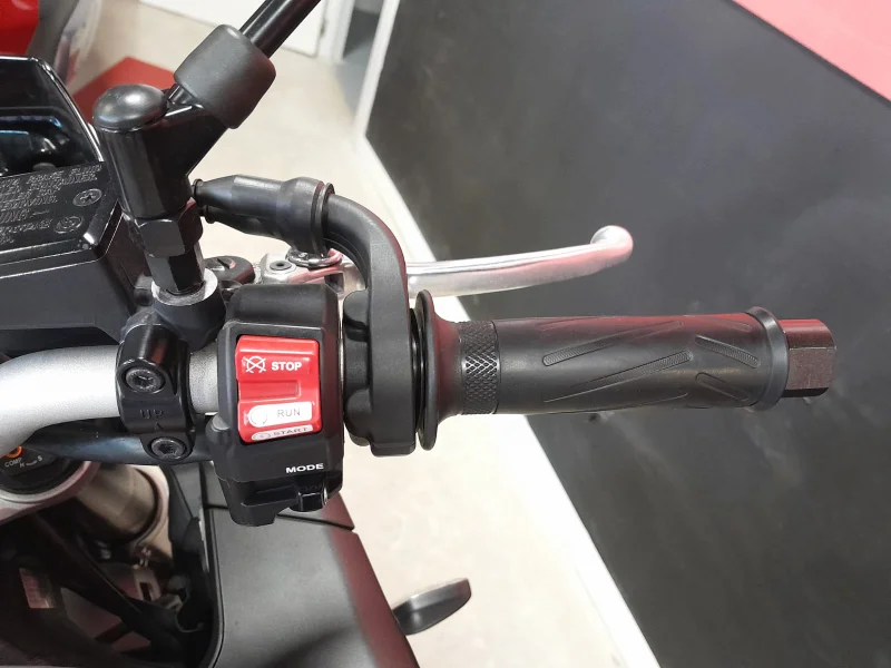 Imagen de Yamaha MT 10